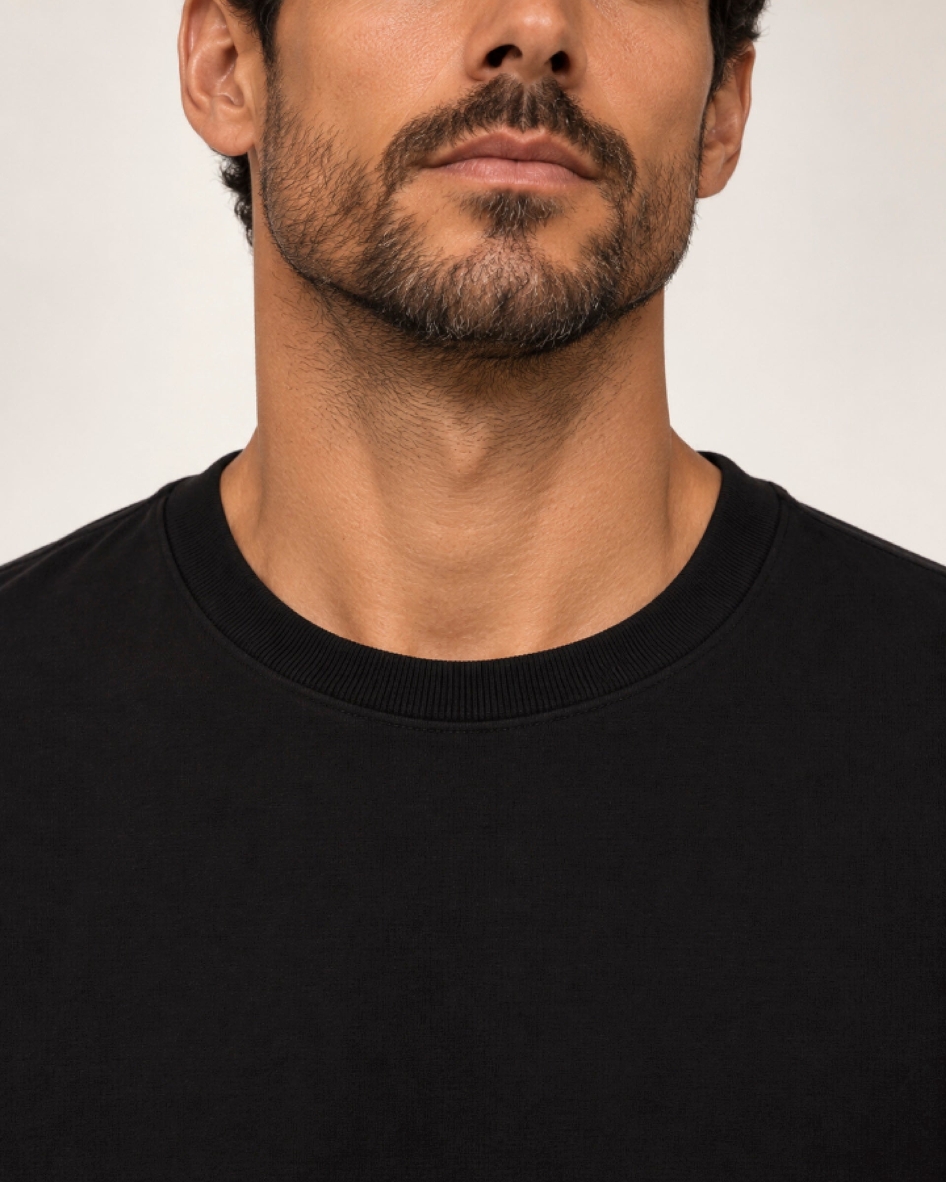 Camiseta Clássica Pré-Lavada de Algodão Premium Preto