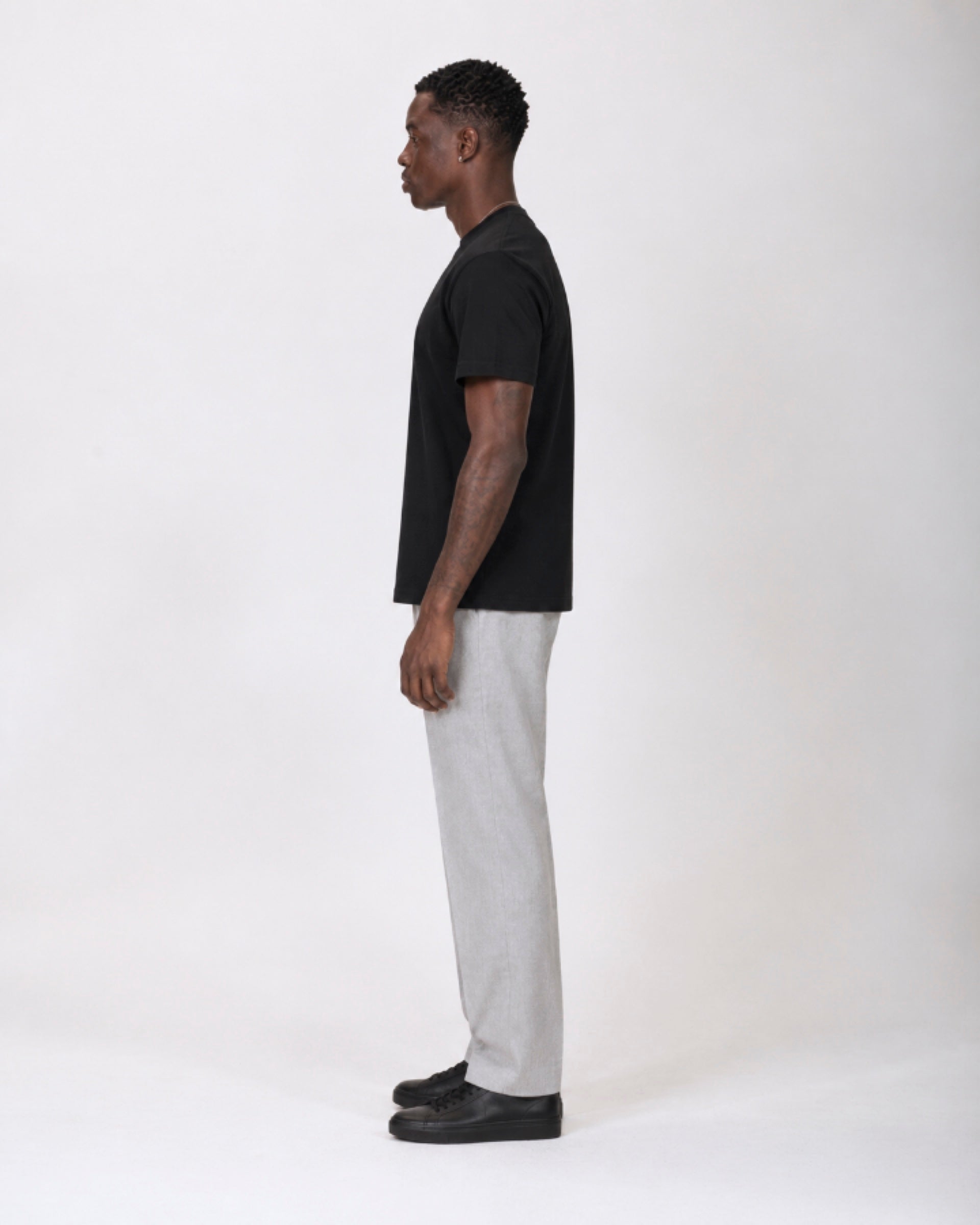 Camiseta Bossa Suedine Preta