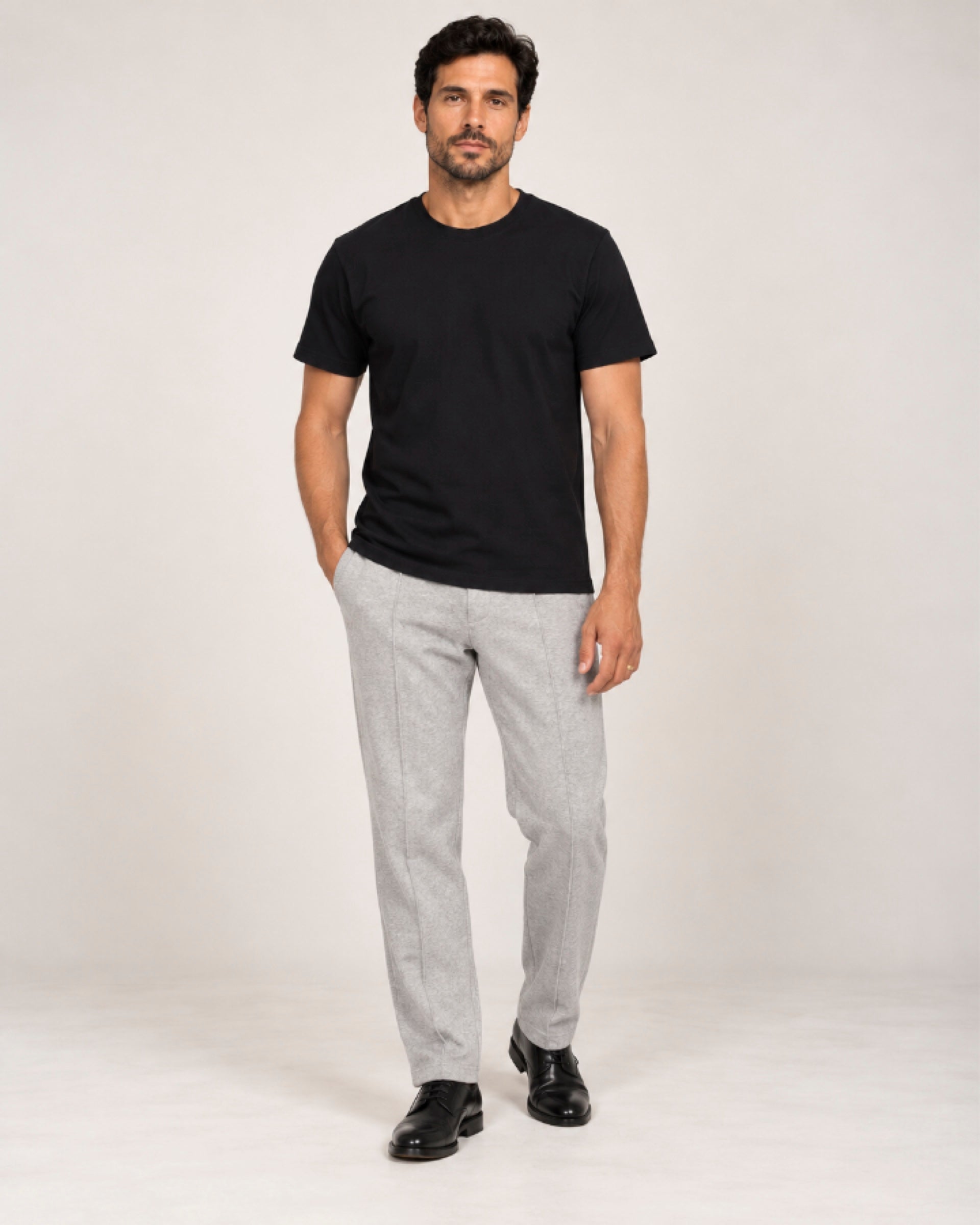 Camiseta Clássica Pré-Lavada de Algodão Premium Preto