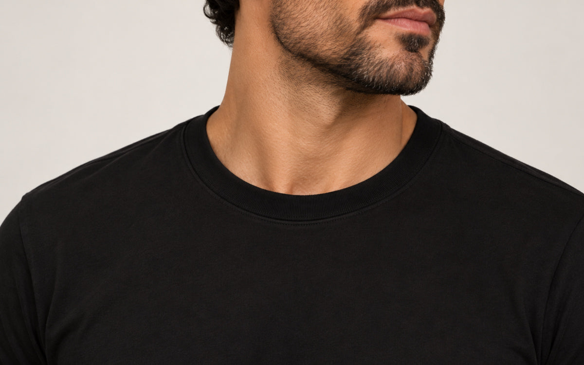 Camiseta Clássica Pré-Lavada de Algodão Premium Preto