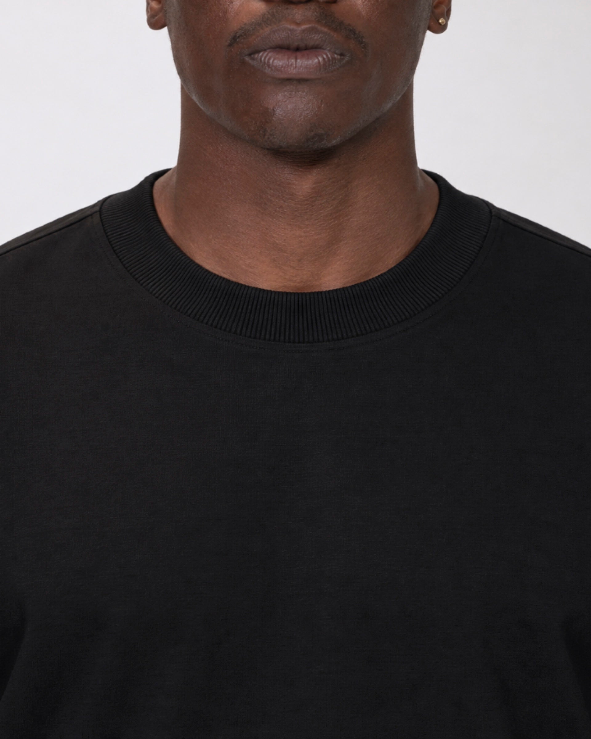 Camiseta Bossa Suedine Preta
