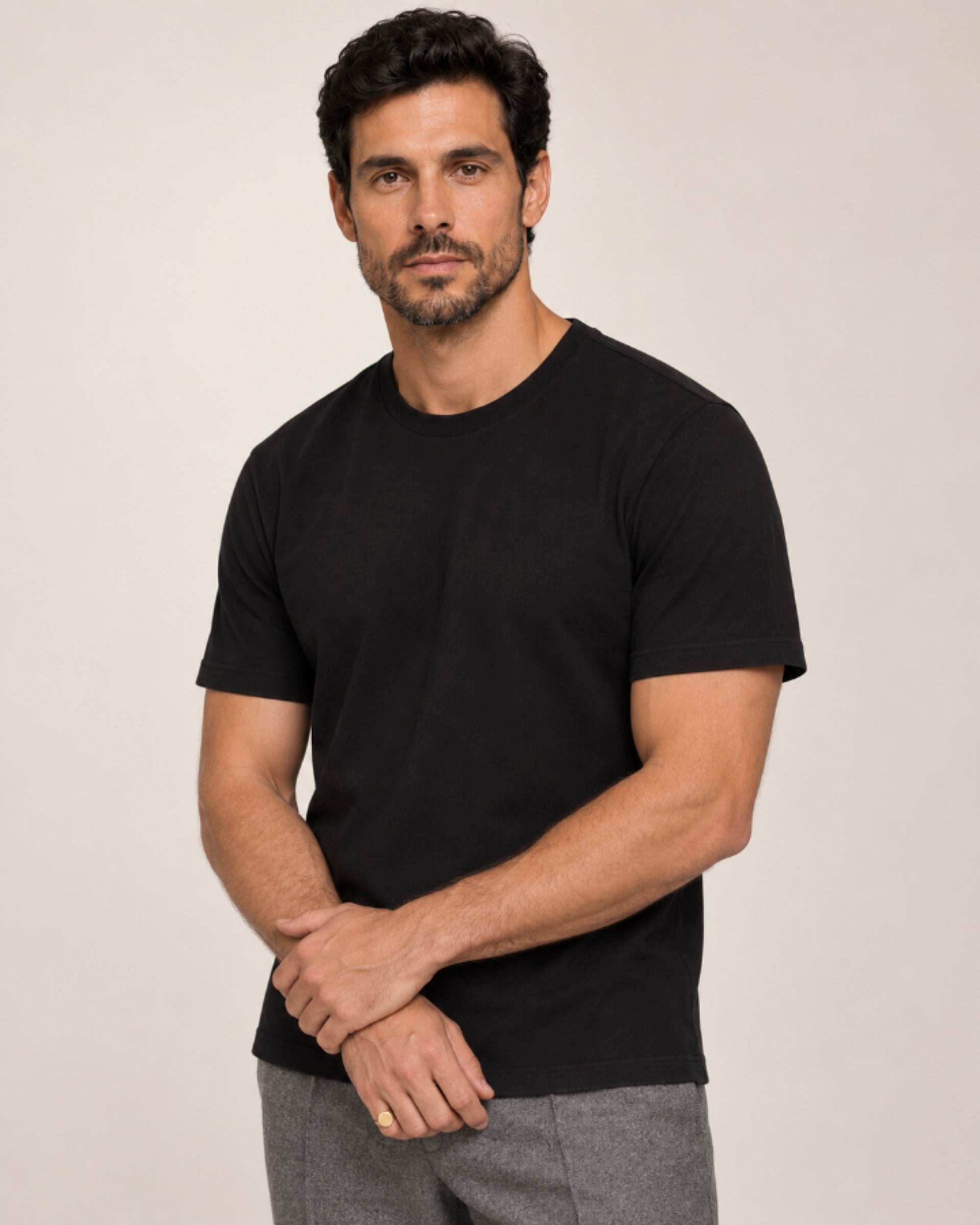 Camiseta Clássica Pré-Lavada de Algodão Premium Preto