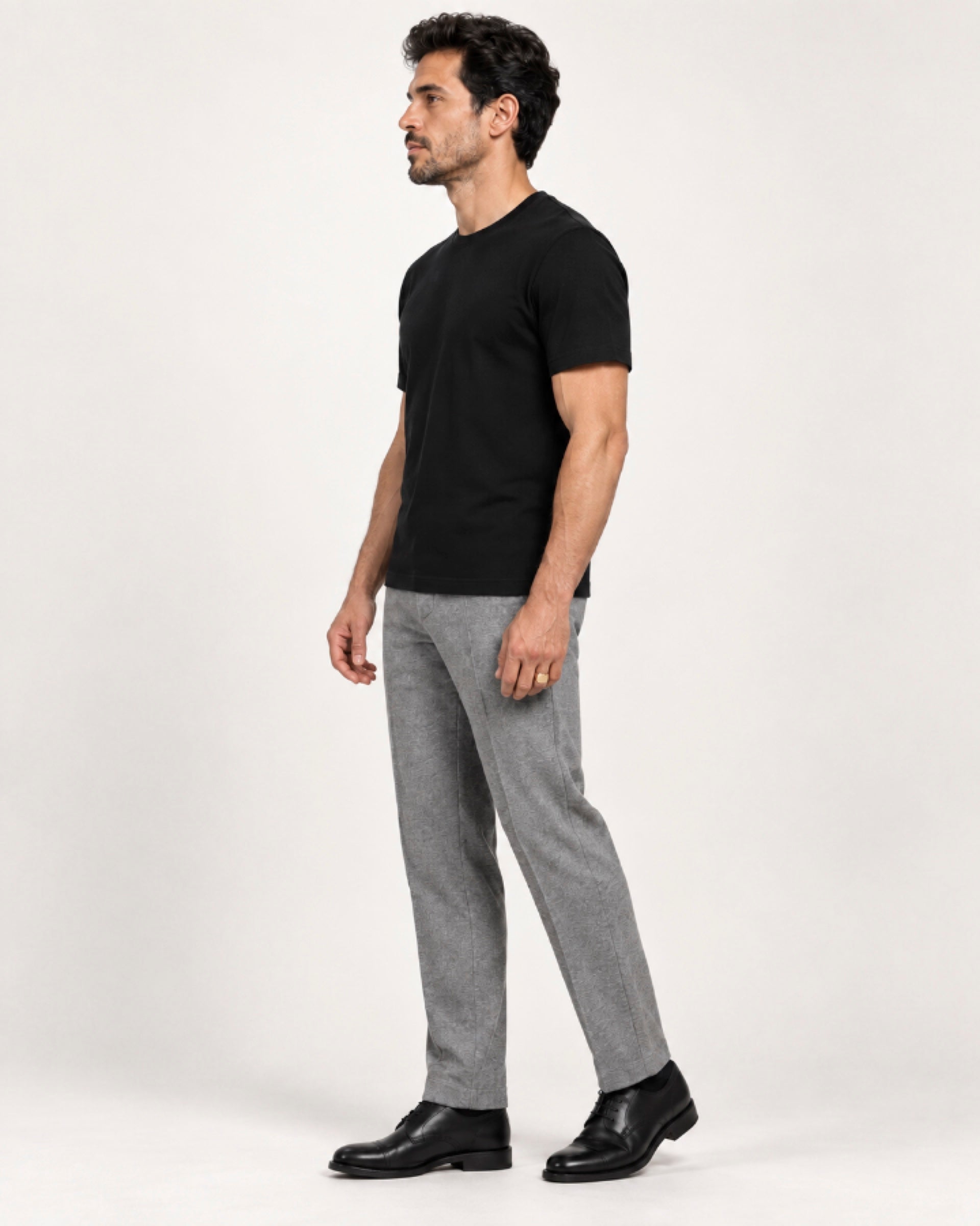 Camiseta Clássica Pré-Lavada de Algodão Premium Preto