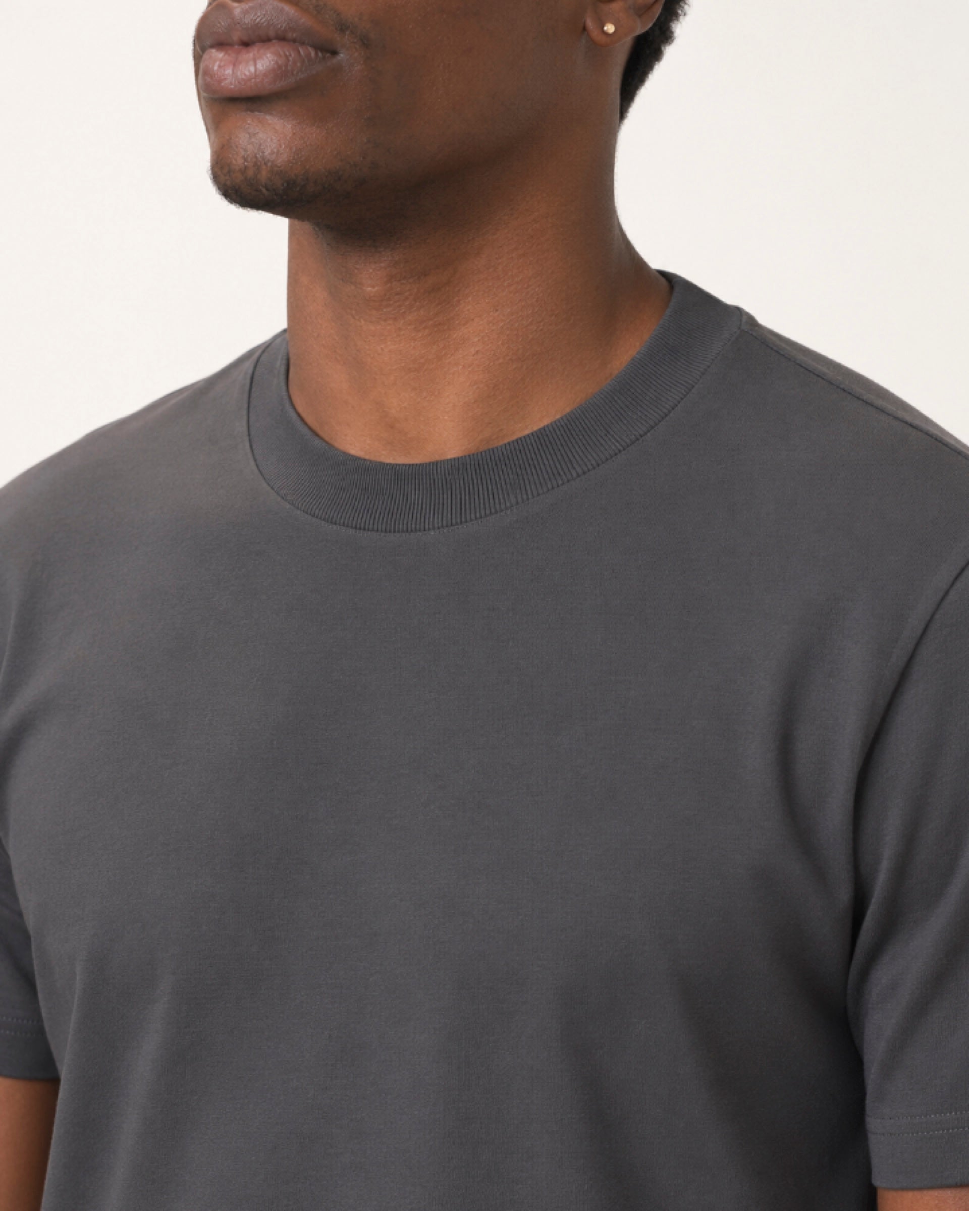 Camiseta Bossa Suedine Grafite