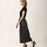 Camiseta Tecnológica Modal Gola V Feminina Preto